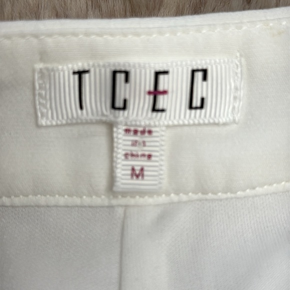 TCEC | DARLING Ric Rac Trim Shorts, Size M - Picture 5 of 10